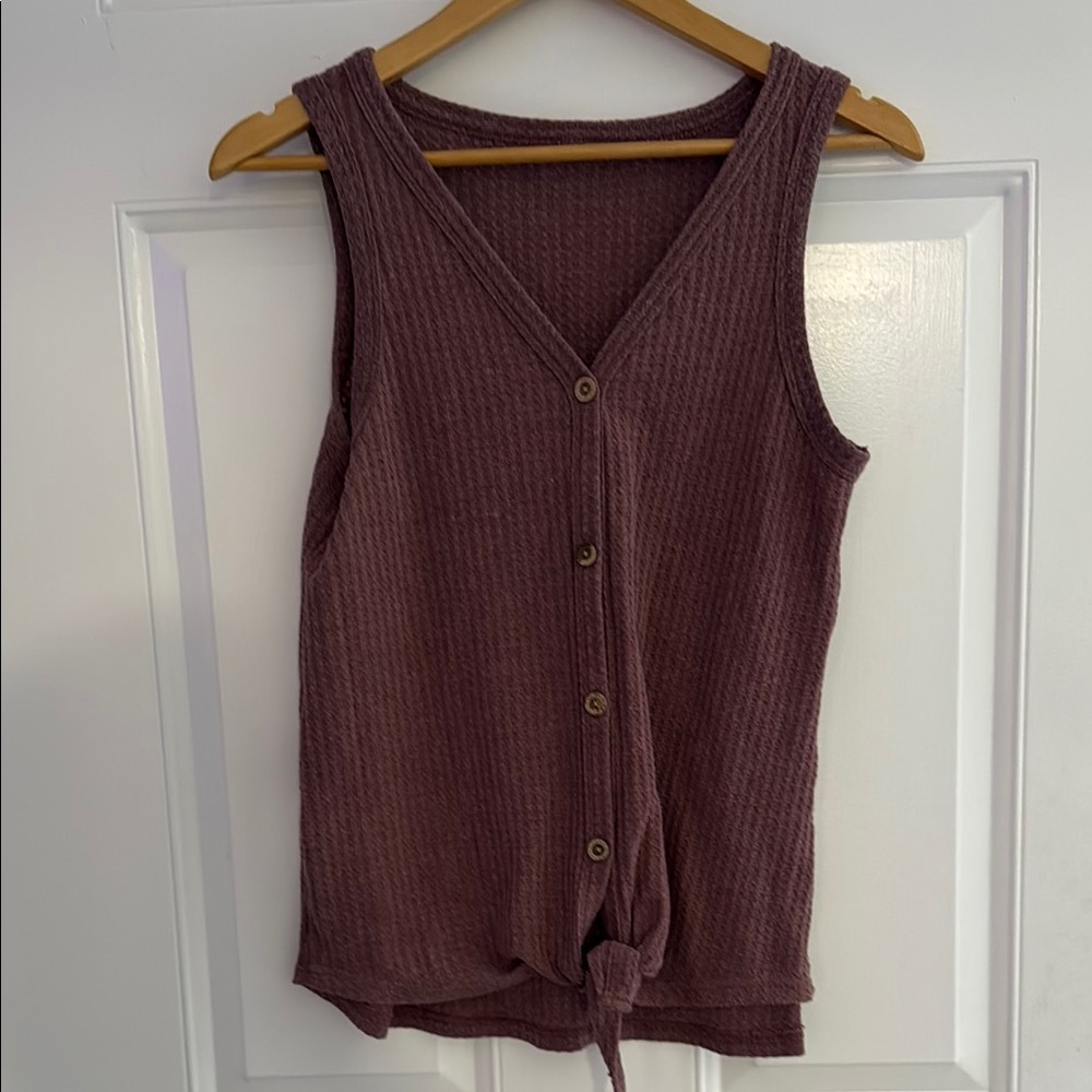 Women's Sleeveless Button-Down Top - Purple
